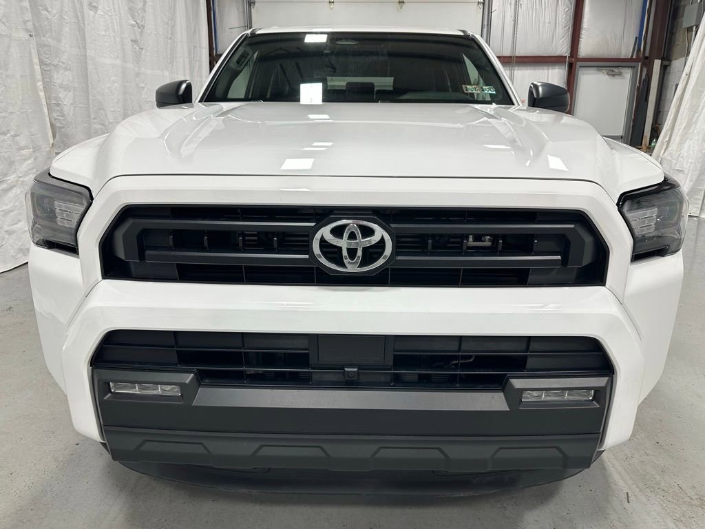 Used 2025 Toyota 4Runner SR5 image 2