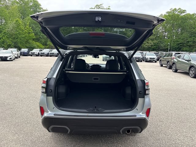 Used 2025 Subaru Forester Limited AWD/4WD image 14