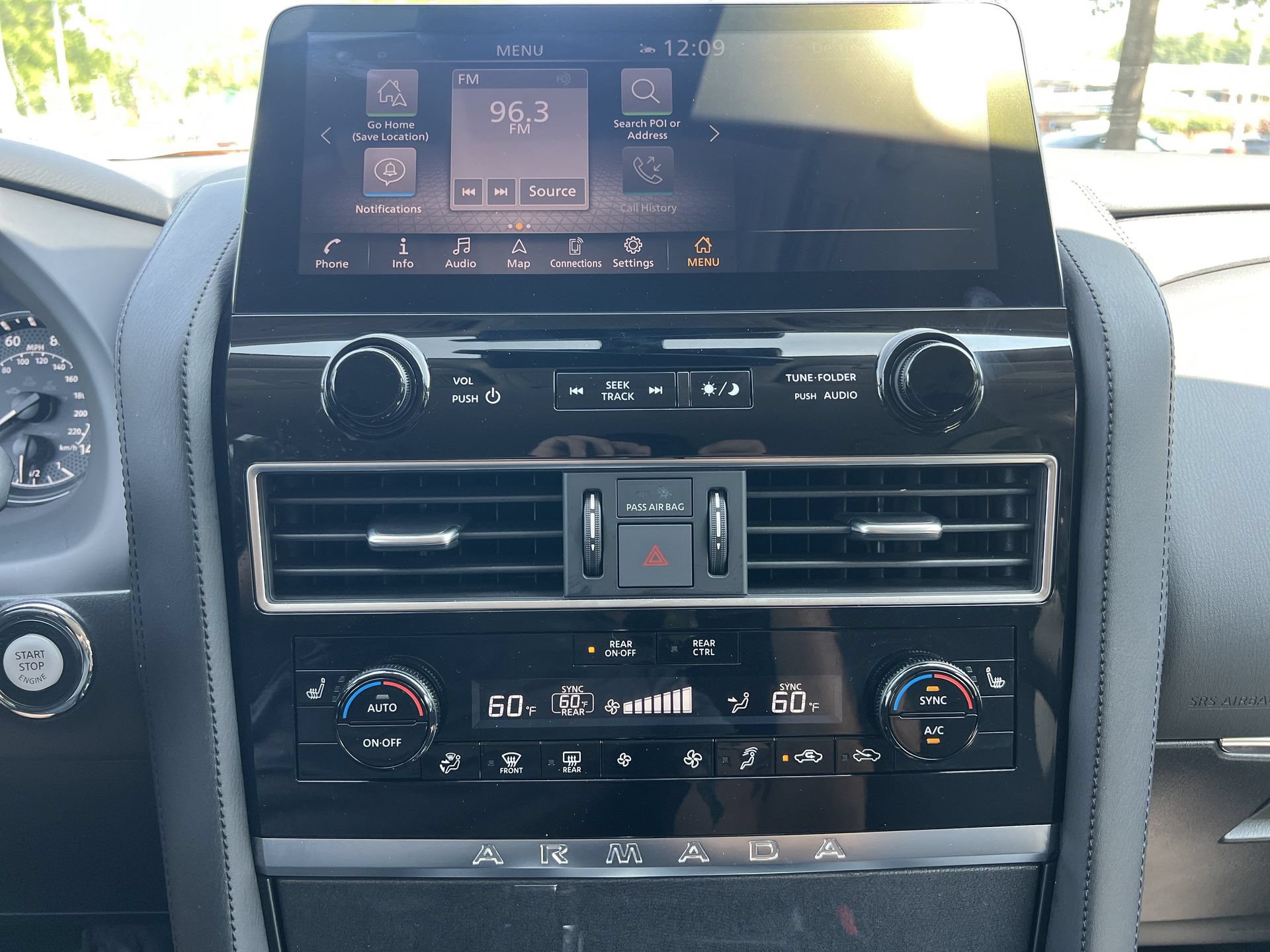 Certified 2024 Nissan Armada SV w/ Cargo Package AWD/4WD image 6