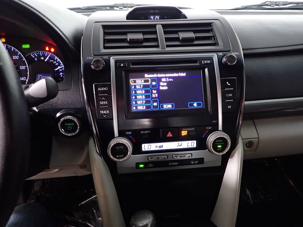 Used 2012 Toyota Camry XLE FWD image 31