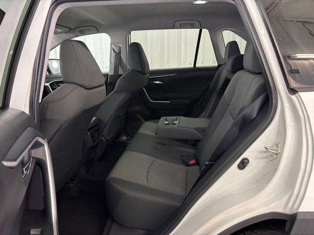 Used 2021 Toyota RAV4 XLE image 11