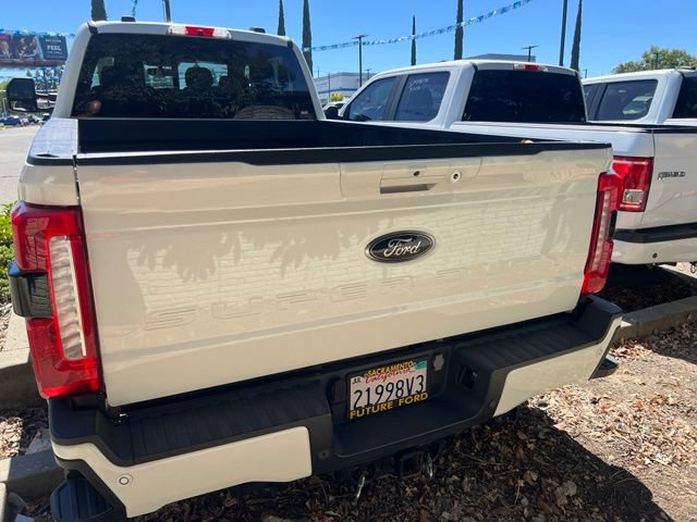 Used 2023 Ford F350 Lariat w/ Lariat Ultimate Package AWD/4WD image 11