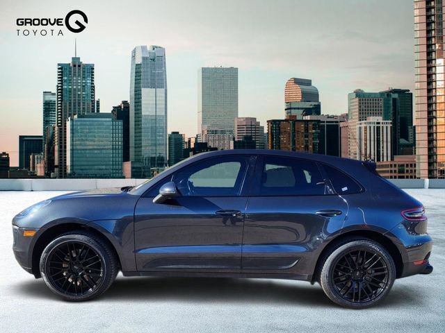 Used 2017 Porsche Macan image 2