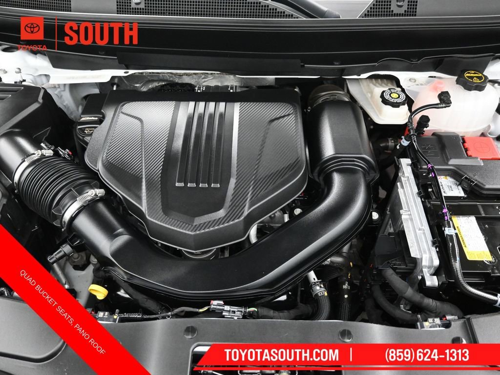 Used 2024 Chevrolet Traverse RS AWD/4WD image 29