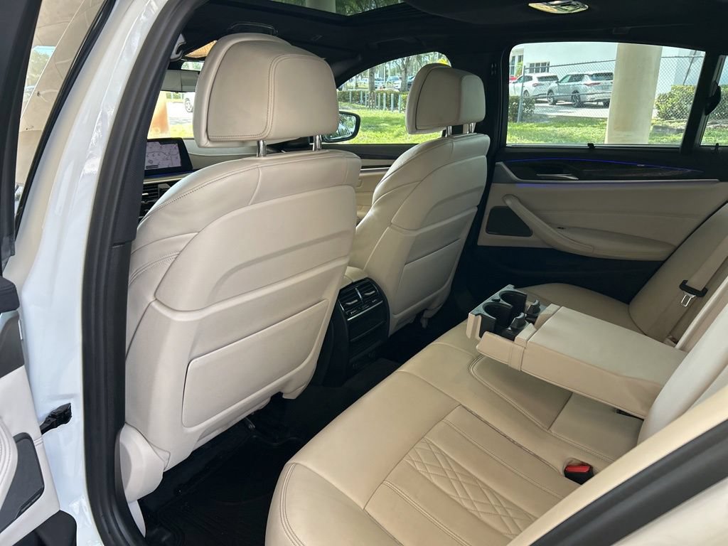 Used 2019 BMW M550i xDrive w/ Dynamic Handling Package AWD/4WD image 42