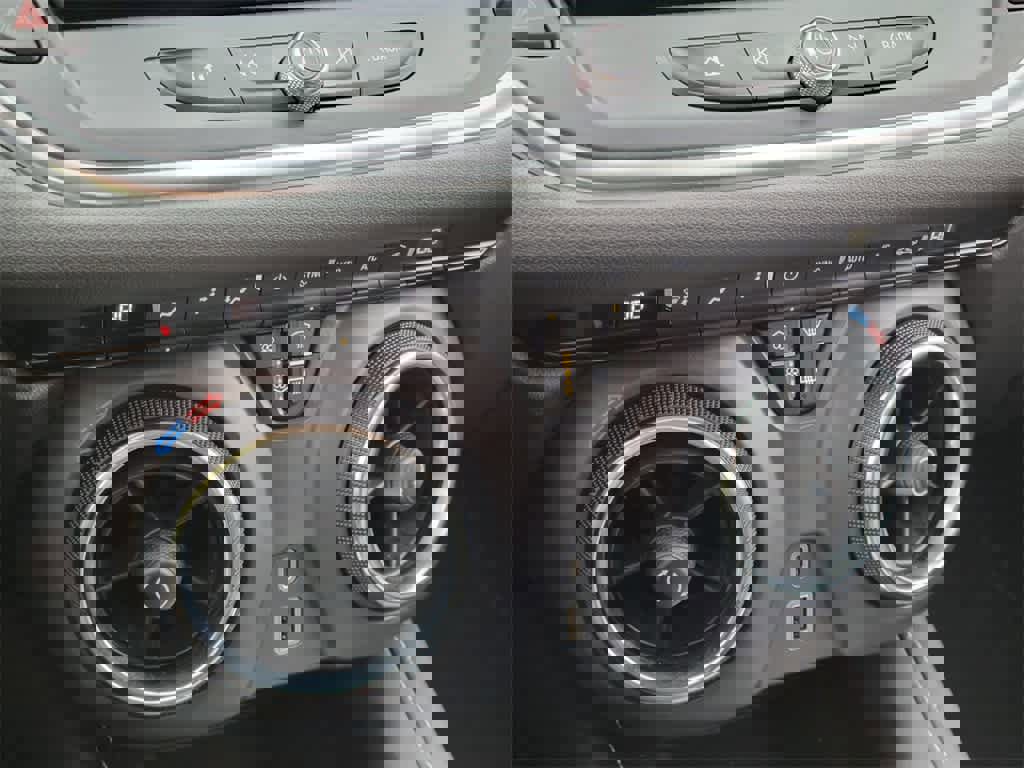 Used 2023 Chevrolet Blazer LT image 22