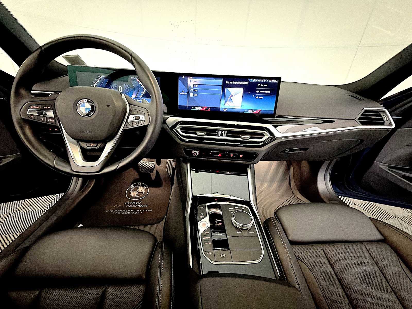 Certified 2023 BMW 330i xDrive Sedan w/ Convenience Package image 14