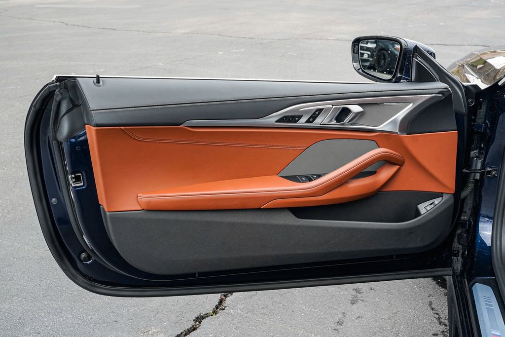 Used 2022 BMW M850i xDrive Convertible w/ Driving Assistance Package image 15