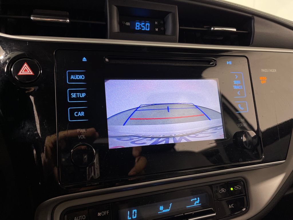 Used 2017 Toyota Corolla LE w/ Carpet Mat Package (TMS) FWD image 23