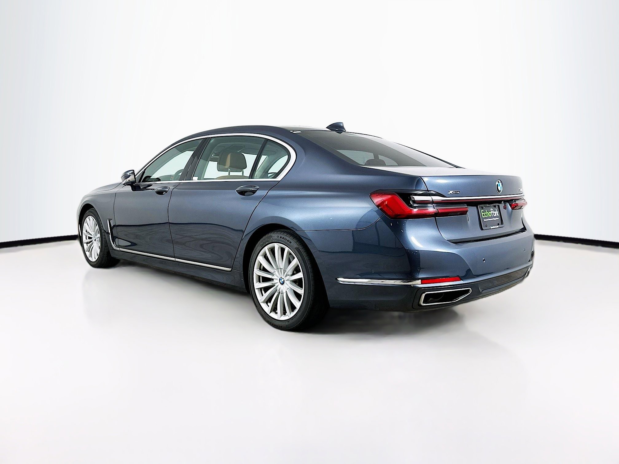 Used 2020 BMW 740i xDrive w/ Cold Weather Package image 5