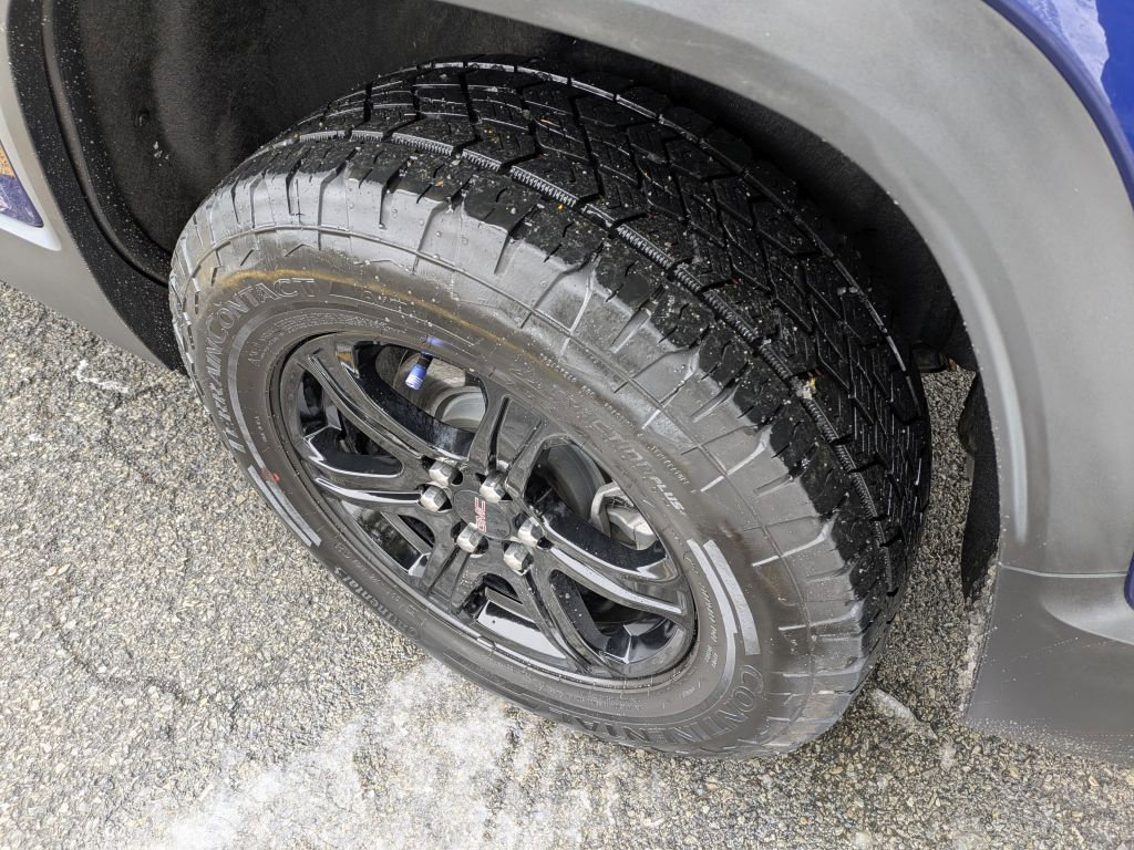 Certified 2023 GMC Acadia AT4 w/ Technology Package image 38