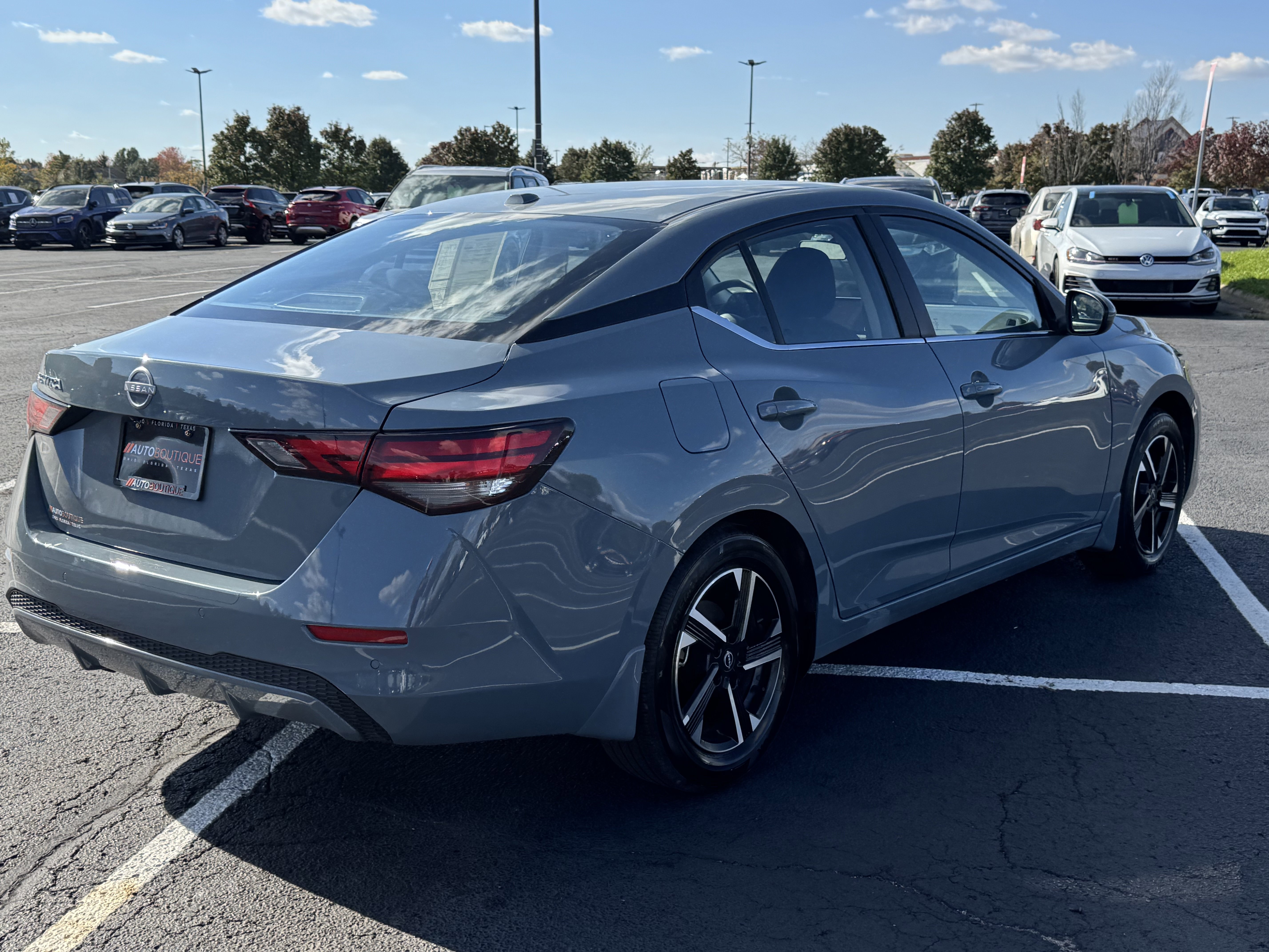 Used 2025 Nissan Sentra SV image 12