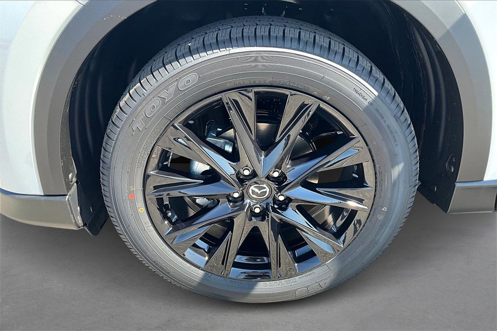 New 2025 MAZDA CX-5 Carbon Edition image 12