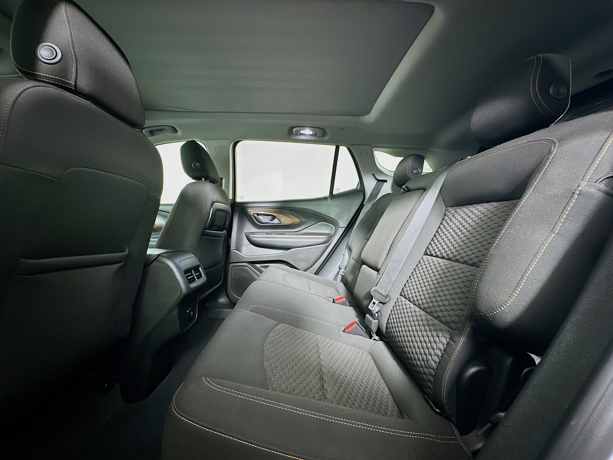 Used 2018 GMC Terrain SLE w/ Driver Convenience Package FWD image 28