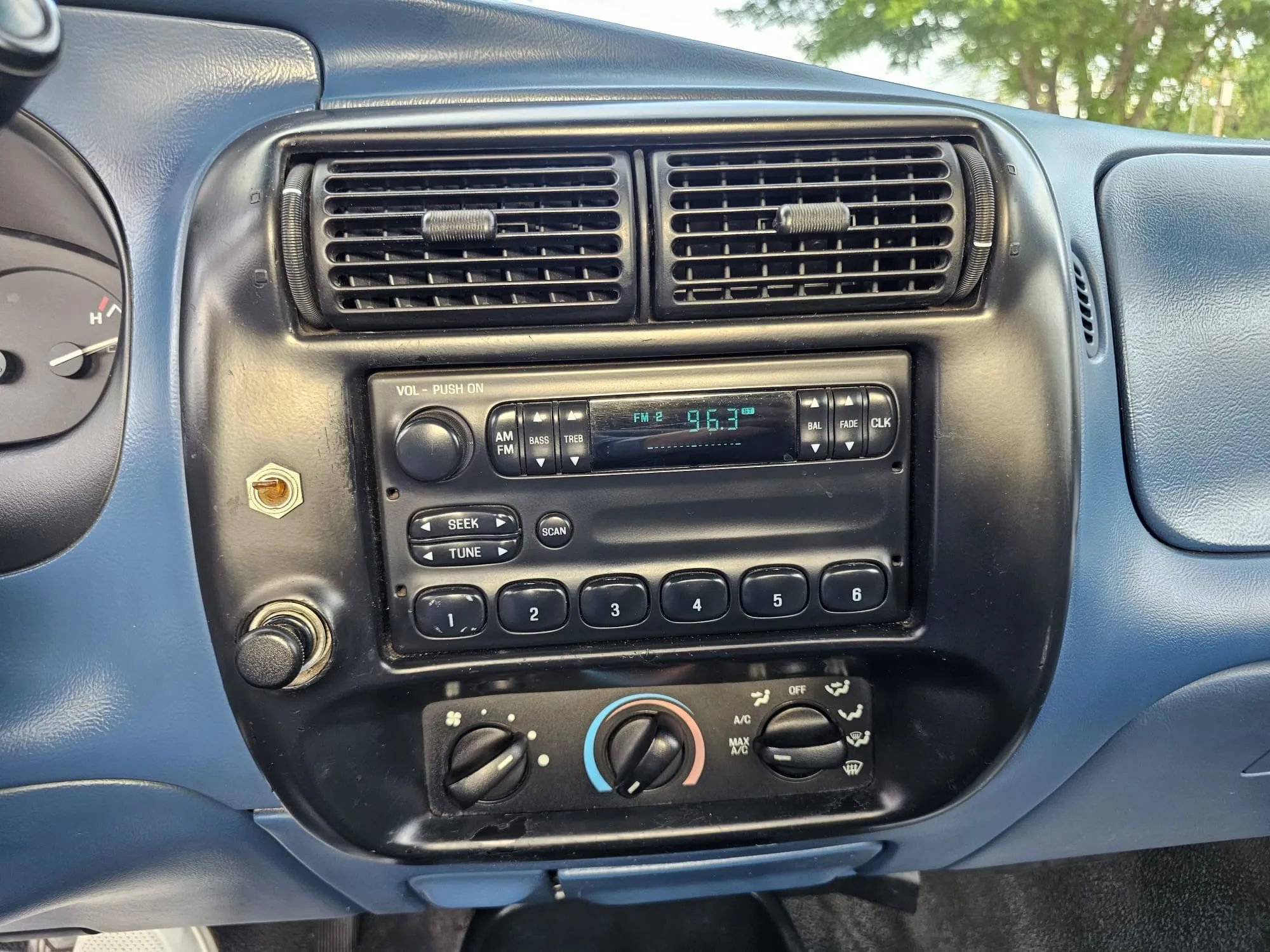 Used 1996 Ford Ranger 2WD Regular Cab image 27