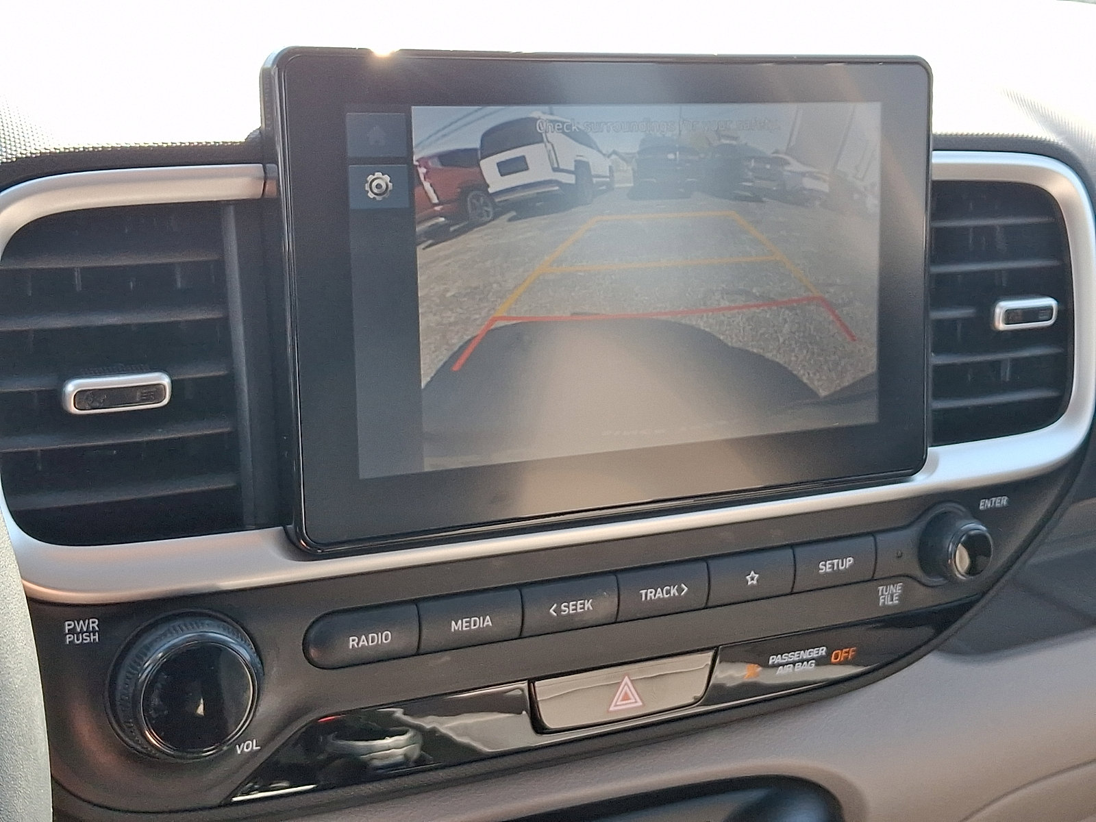 Certified 2023 Hyundai Venue SEL image 18