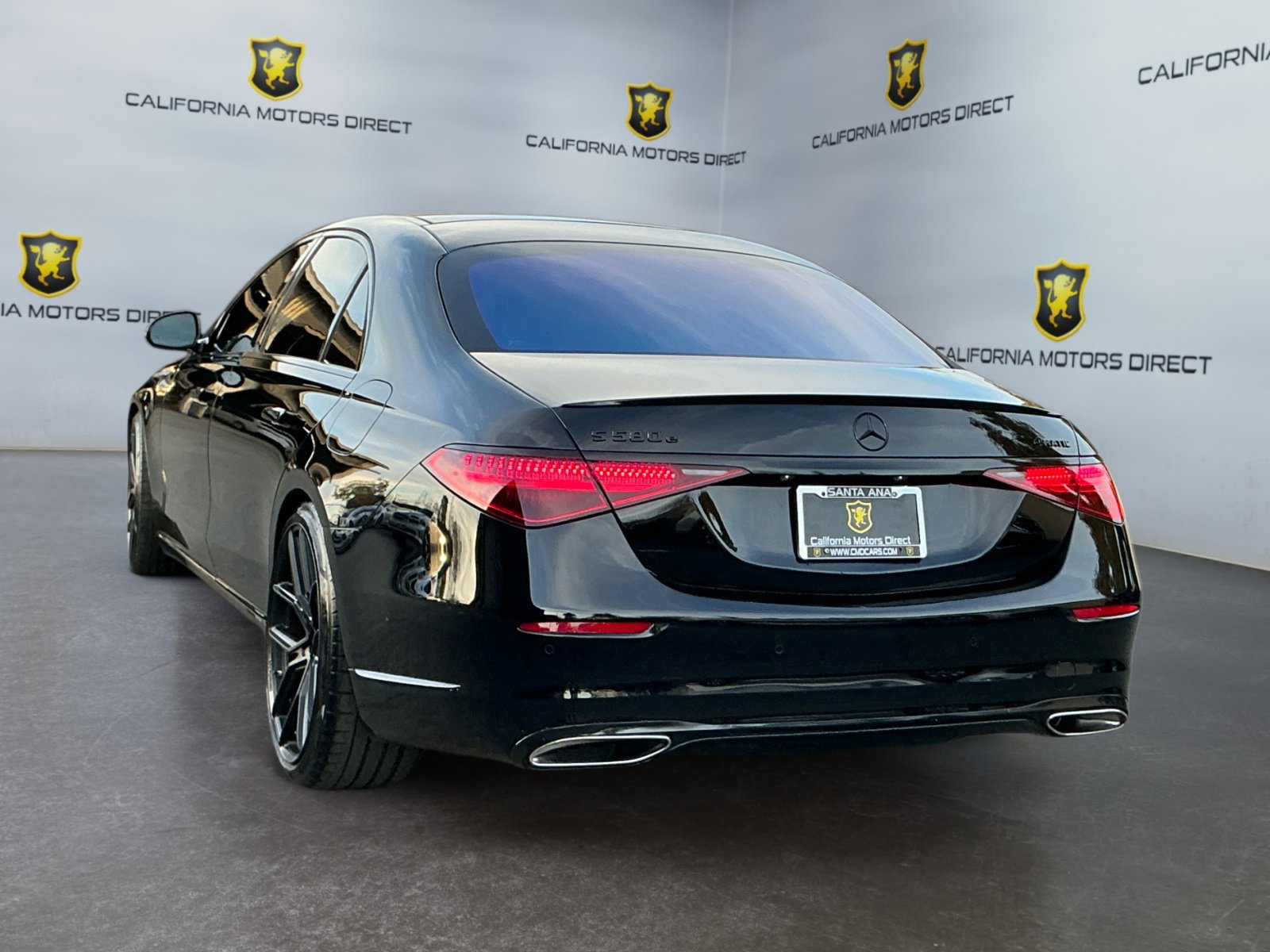 Used 2024 Mercedes-Benz S 580e 4MATIC Sedan image 7