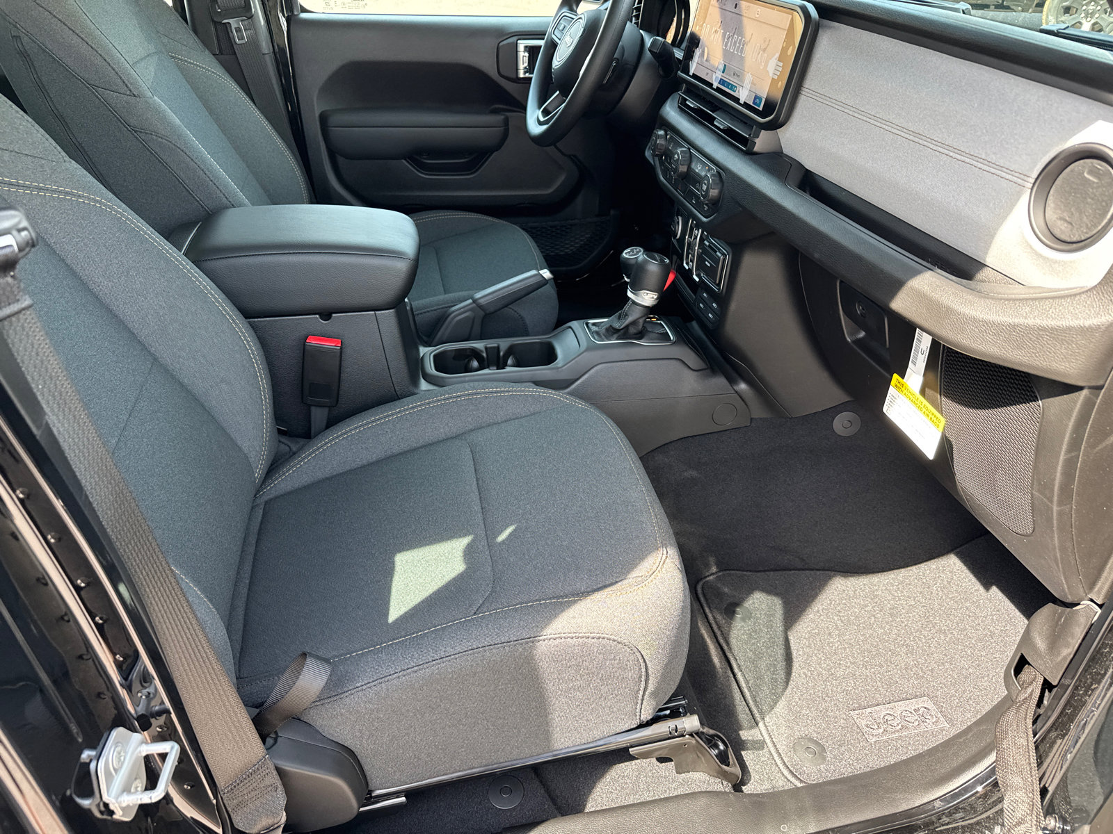 New 2026 Jeep Gladiator Sport image 13