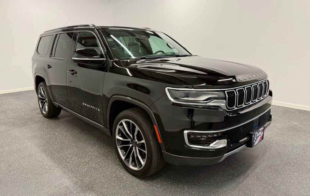 Used 2022 Jeep Wagoneer Series III w/ Premium Group I image 4