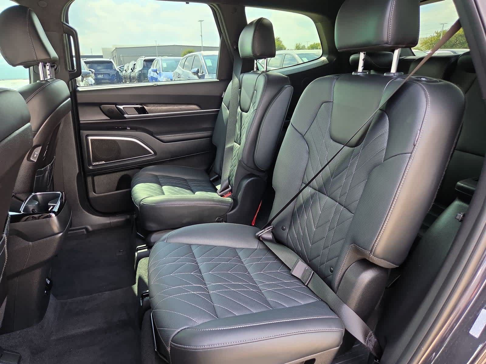Certified 2025 Kia Telluride SX Prestige X-Line AWD/4WD image 19