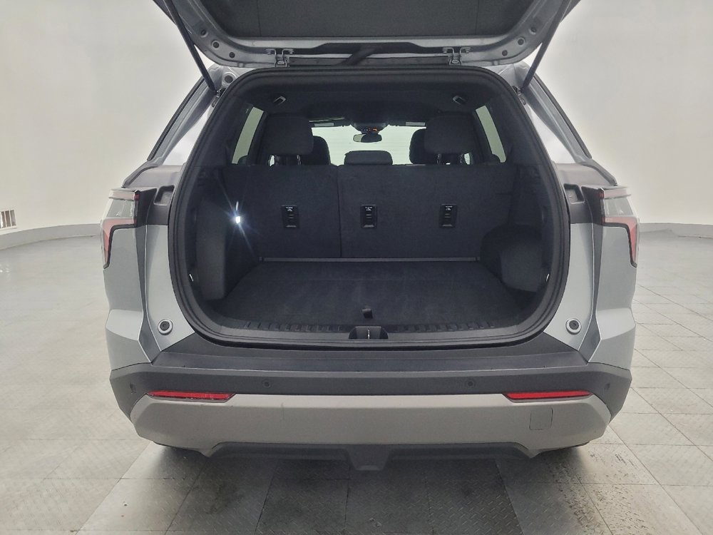 Used 2025 Chevrolet Equinox LT image 29