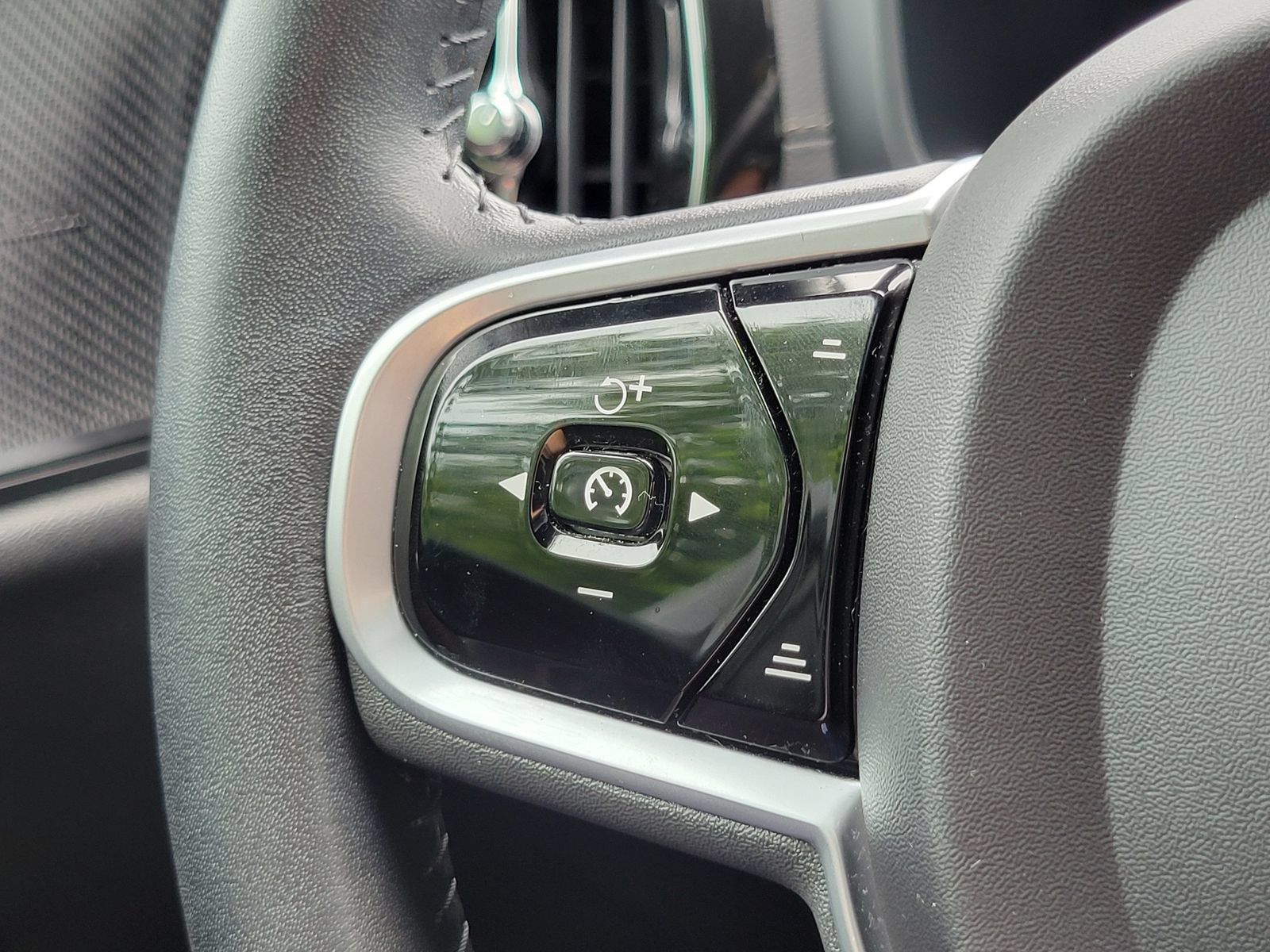 Used 2019 Volvo S60 T6 Inscription AWD/4WD image 17
