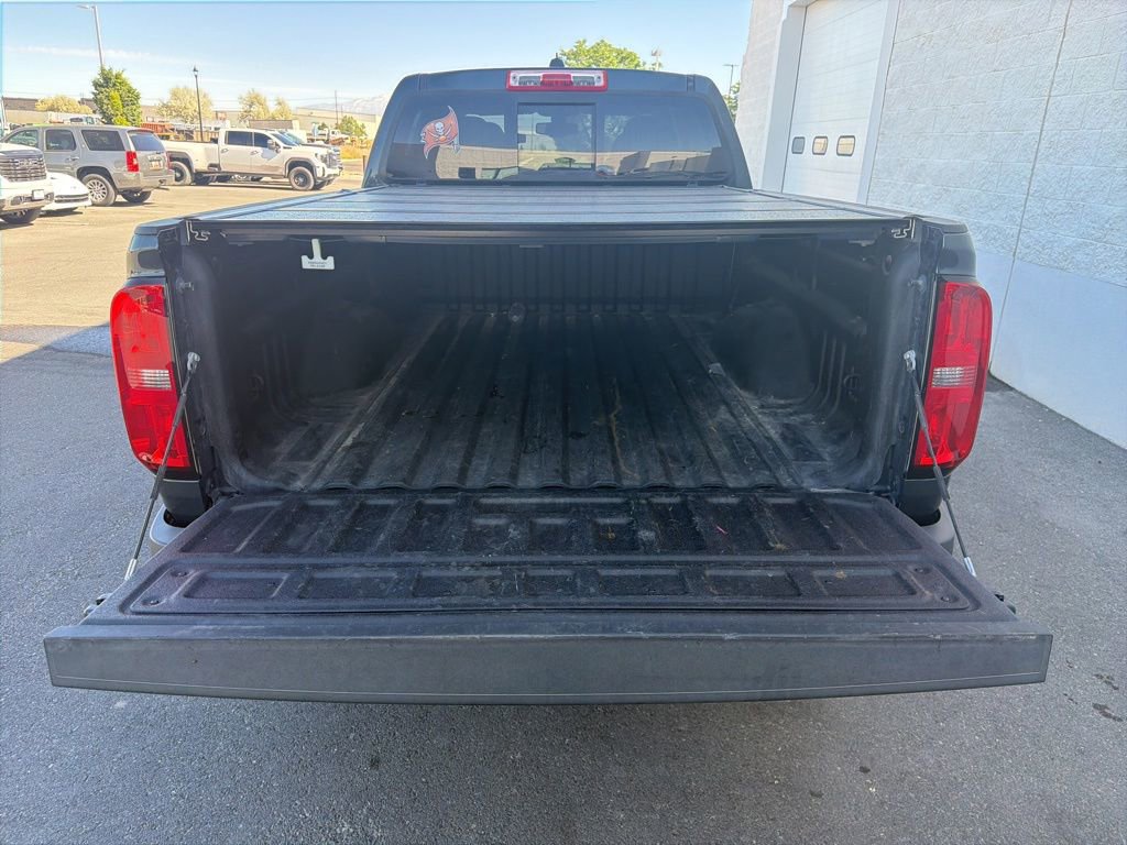 Used 2017 Chevrolet Colorado Z71 AWD/4WD image 7