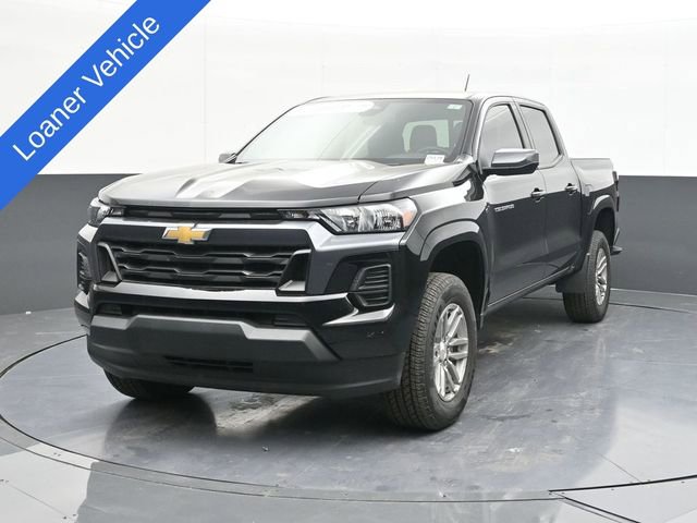 New 2025 Chevrolet Colorado LT image 2