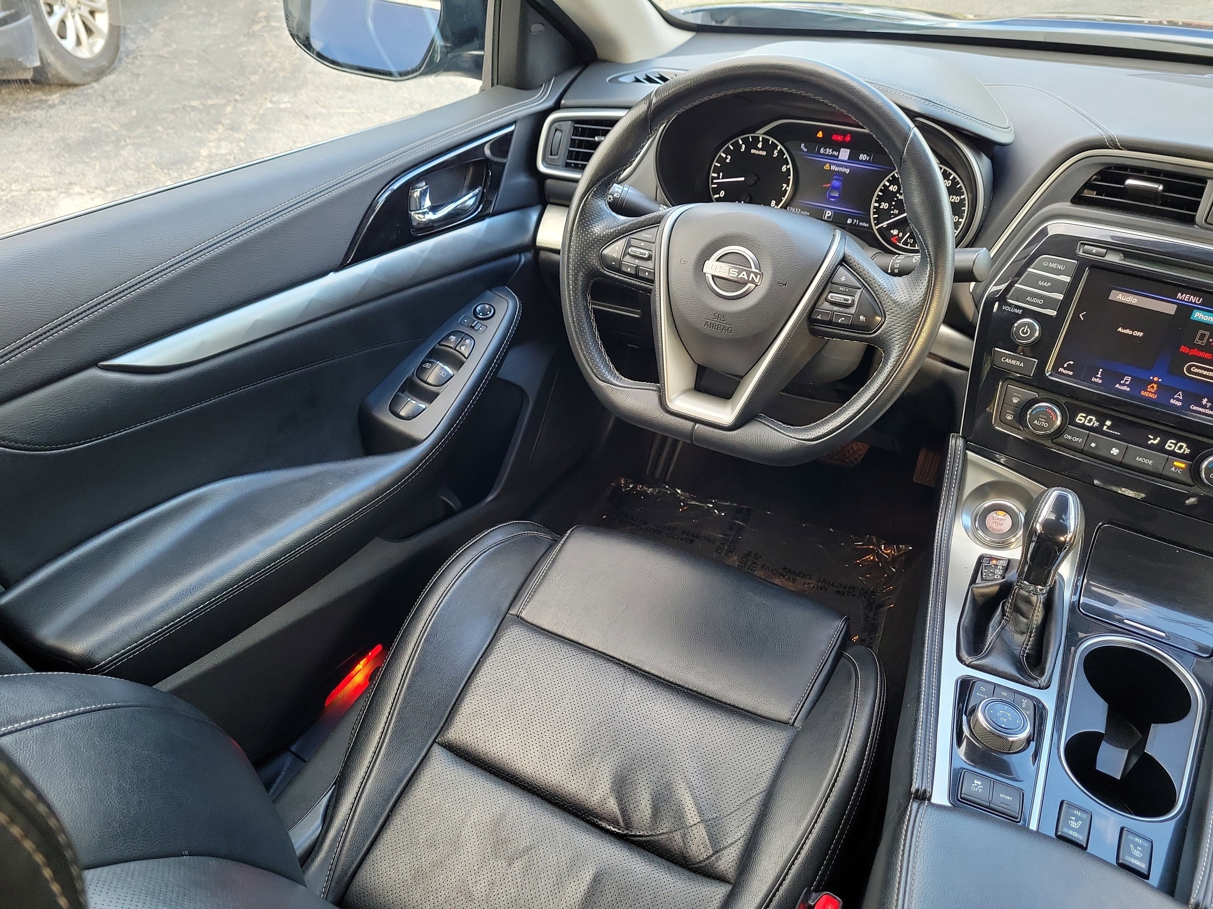 Used 2023 Nissan Maxima SV w/ Floor Mat Group FWD image 12