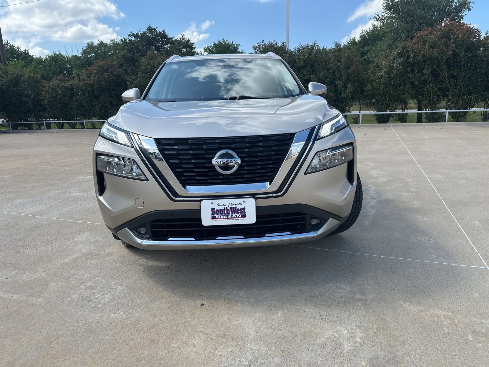 Used 2021 Nissan Rogue Platinum FWD image 14