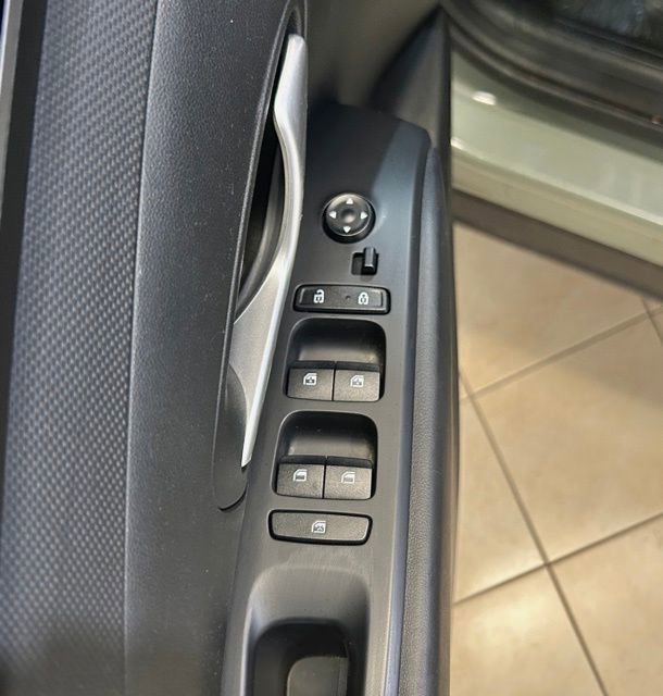 Used 2022 Hyundai Santa Cruz SEL Premium image 28