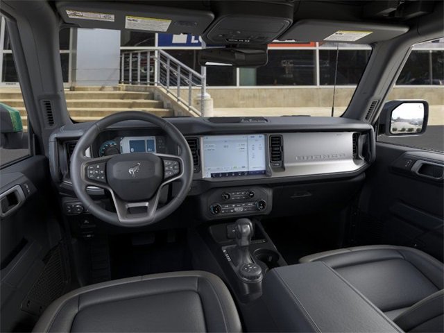 New 2025 Ford Bronco Outer Banks image 9