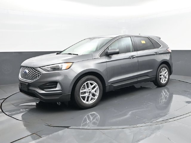 Used 2024 Ford Edge SEL AWD/4WD image 2