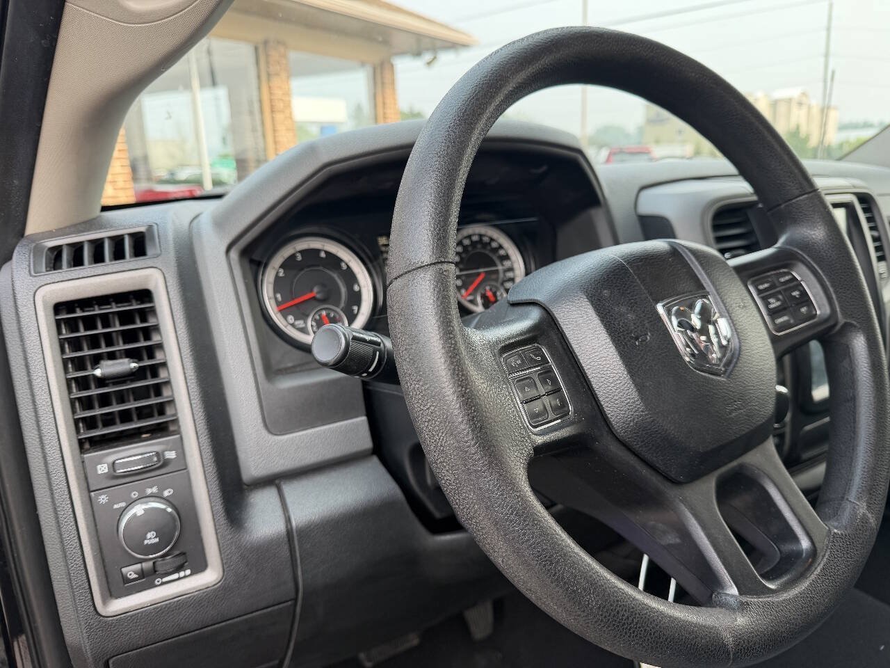 Used 2016 RAM 1500 Express w/ Black Ram 1500 Express Group AWD/4WD image 13