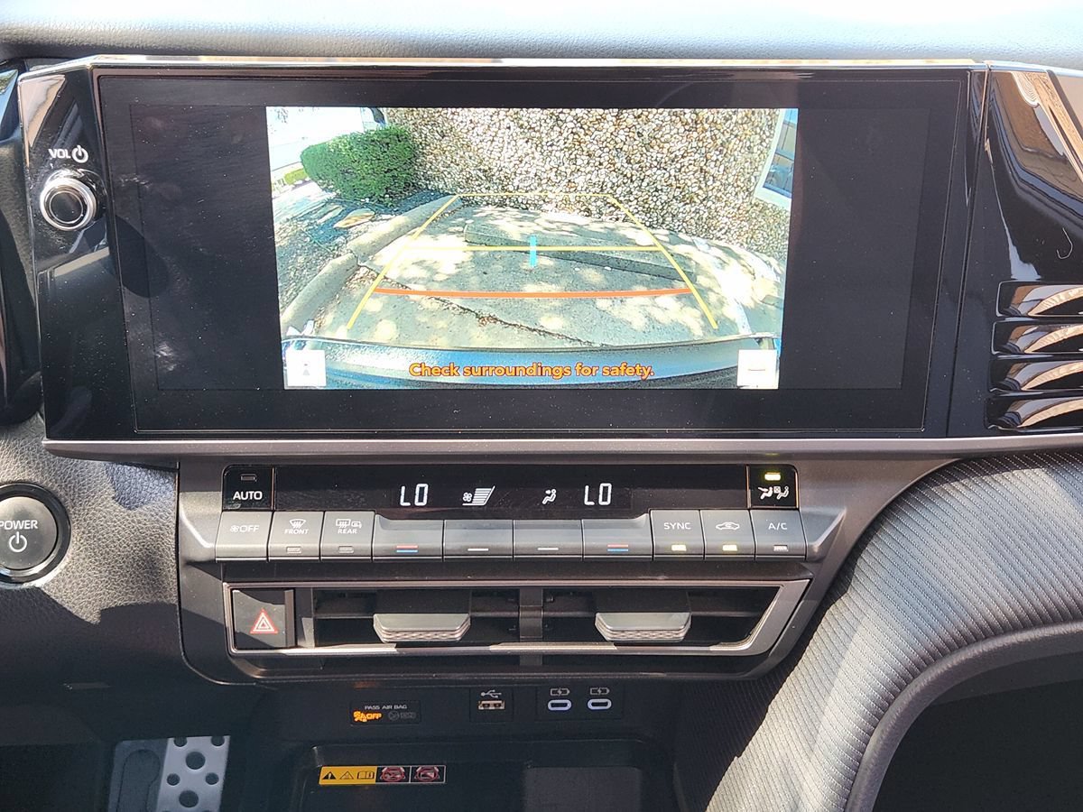 Used 2025 Toyota Camry SE w/ Multimedia Upgrade Package FWD image 33