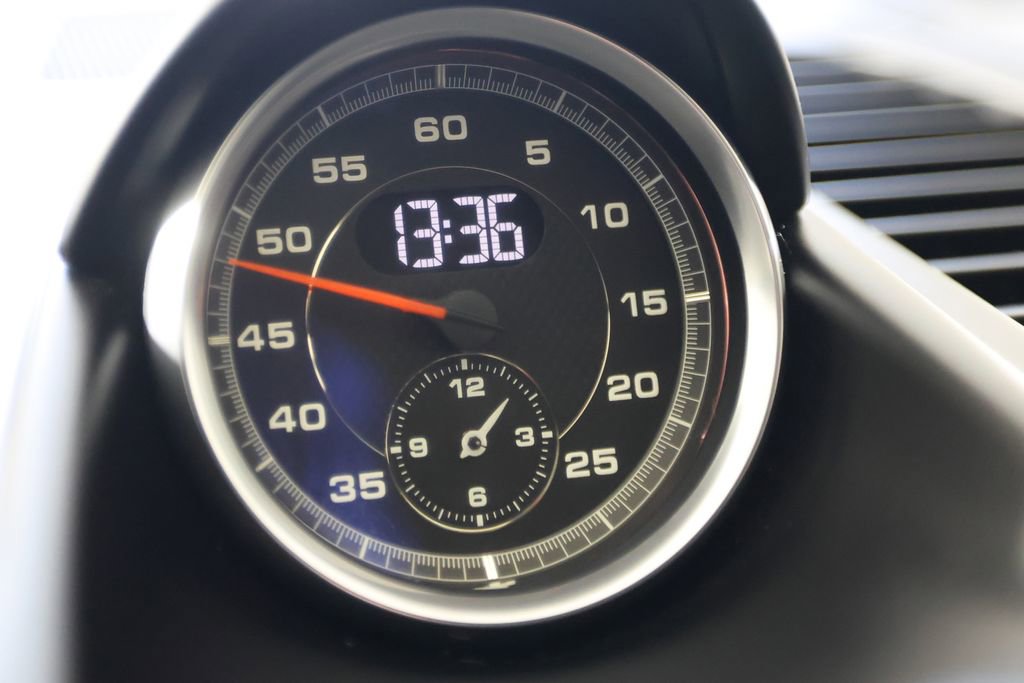 Used 2018 Porsche 911 Carrera S image 34