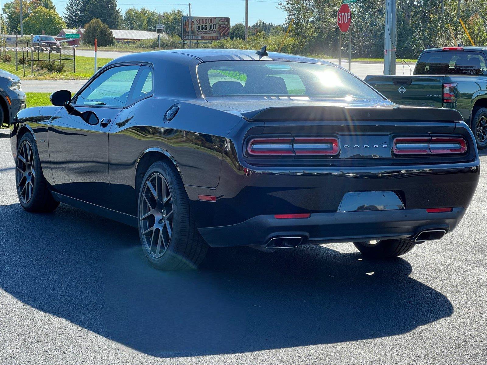 Used 2018 Dodge Challenger R/T Plus RWD image 13