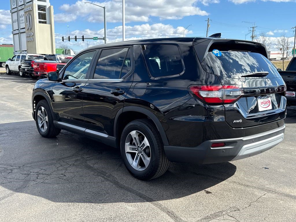 Certified 2024 Honda Pilot EX-L image 9