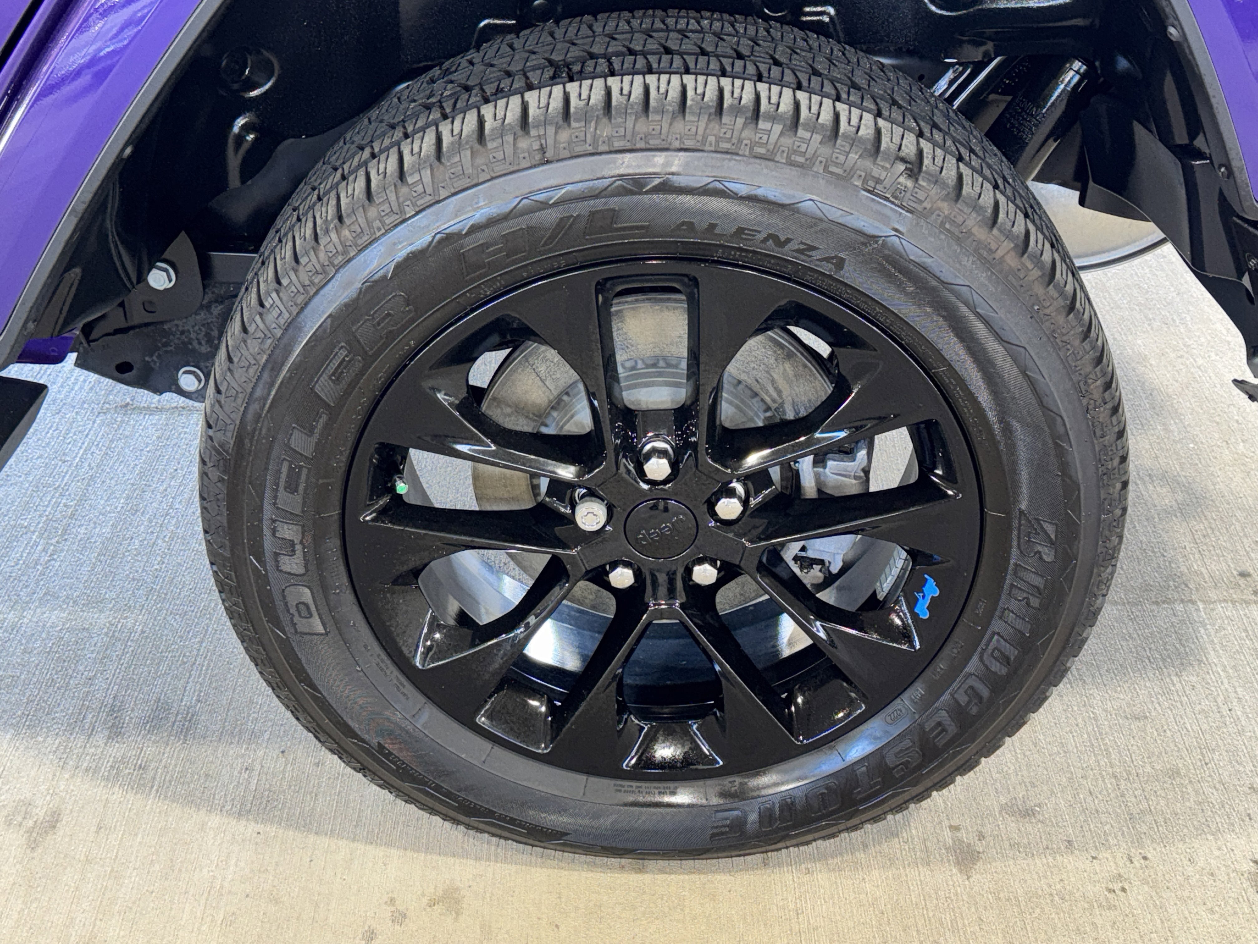 Used 2023 Jeep Wrangler Sahara image 36