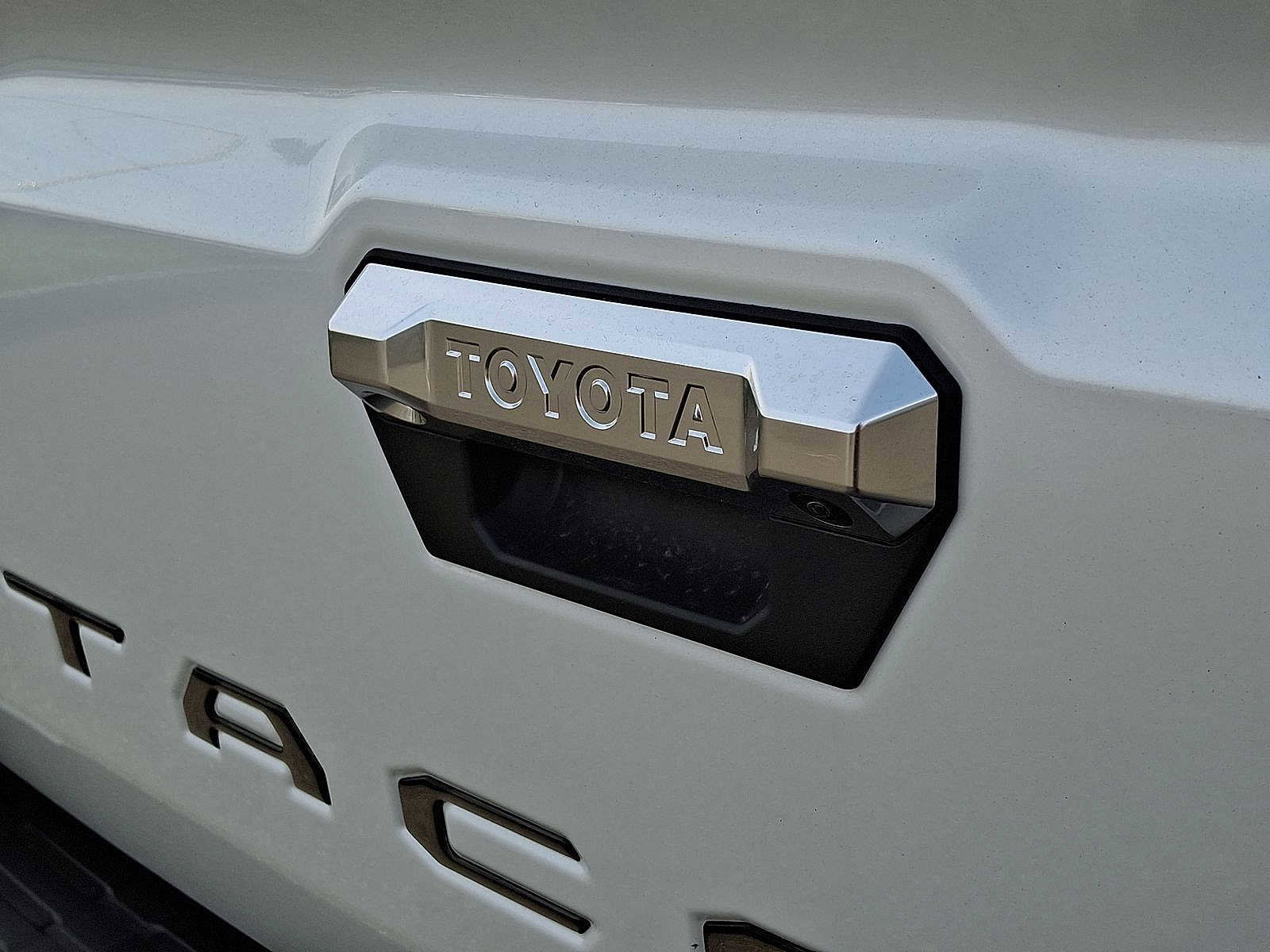 New 2026 Toyota Tacoma Limited AWD/4WD image 19