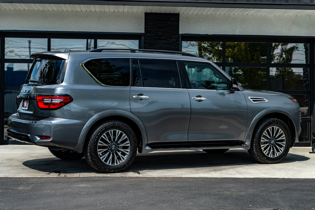 Used 2024 Nissan Armada SL w/ Midnight Edition Package AWD/4WD image 9