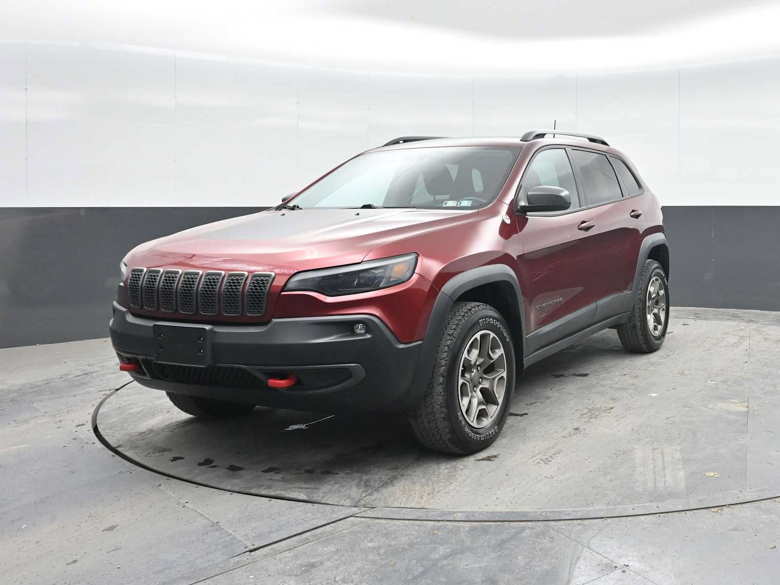 Used 2021 Jeep Cherokee Trailhawk w/ Sun, Sound & Nav Group AWD/4WD image 5