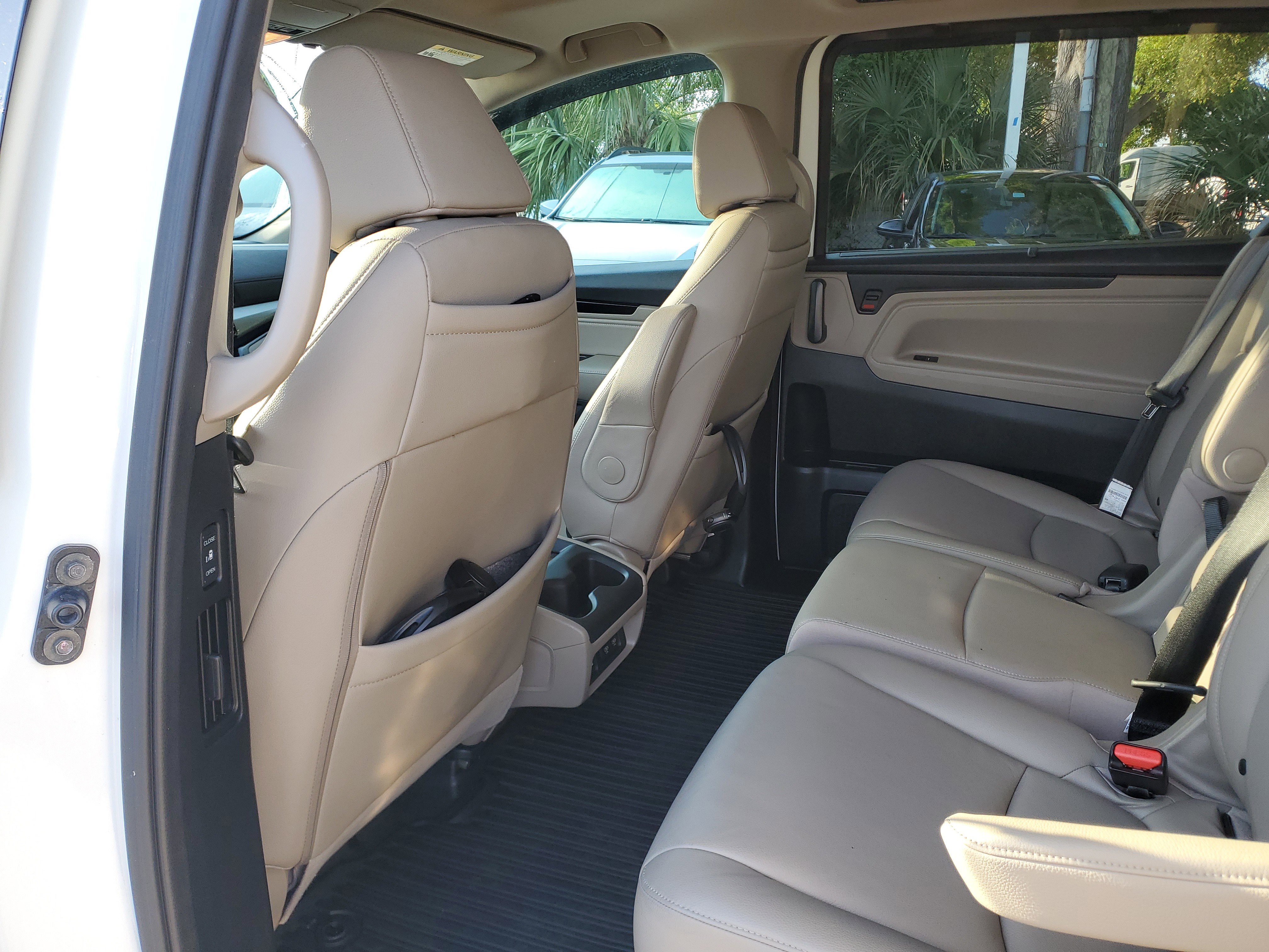 Used 2018 Honda Odyssey Elite image 10