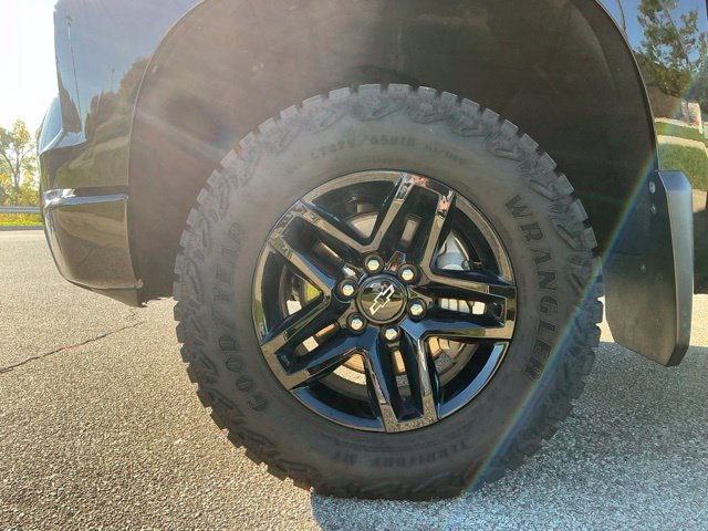 Used 2023 Chevrolet Silverado 1500 Custom Trail Boss AWD/4WD image 14