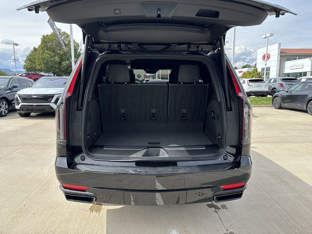 Certified 2023 Cadillac Escalade Sport w/ Touring Package AWD/4WD image 33