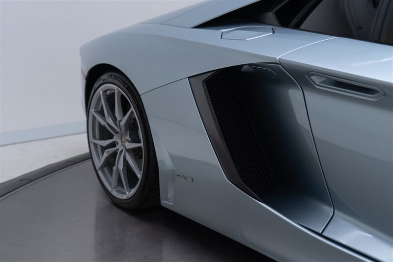 Used 2013 Lamborghini Aventador LP 700-4 AWD/4WD image 29