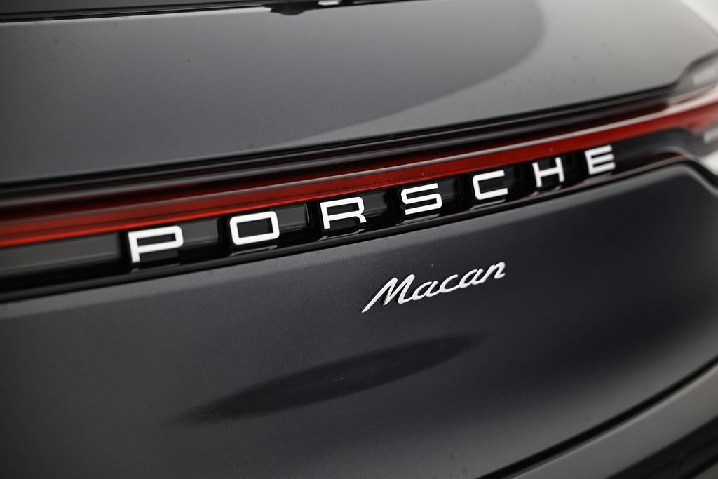 New 2026 Porsche Macan AWD/4WD image 14