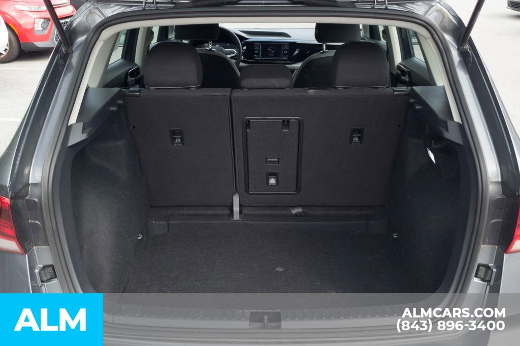 Used 2024 Volkswagen Taos S FWD image 8