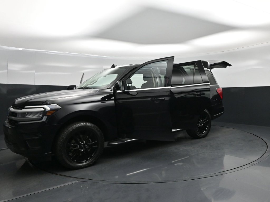 Used 2022 Ford Expedition XLT RWD image 30