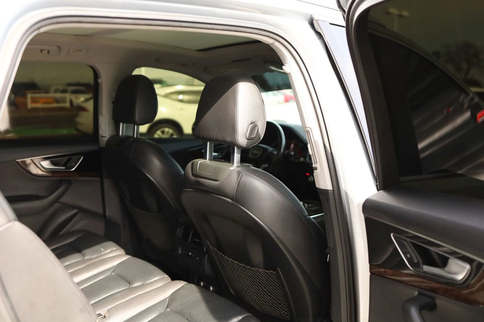 Used 2018 Audi Q7 3.0T Premium Plus w/ Premium Plus Package image 48